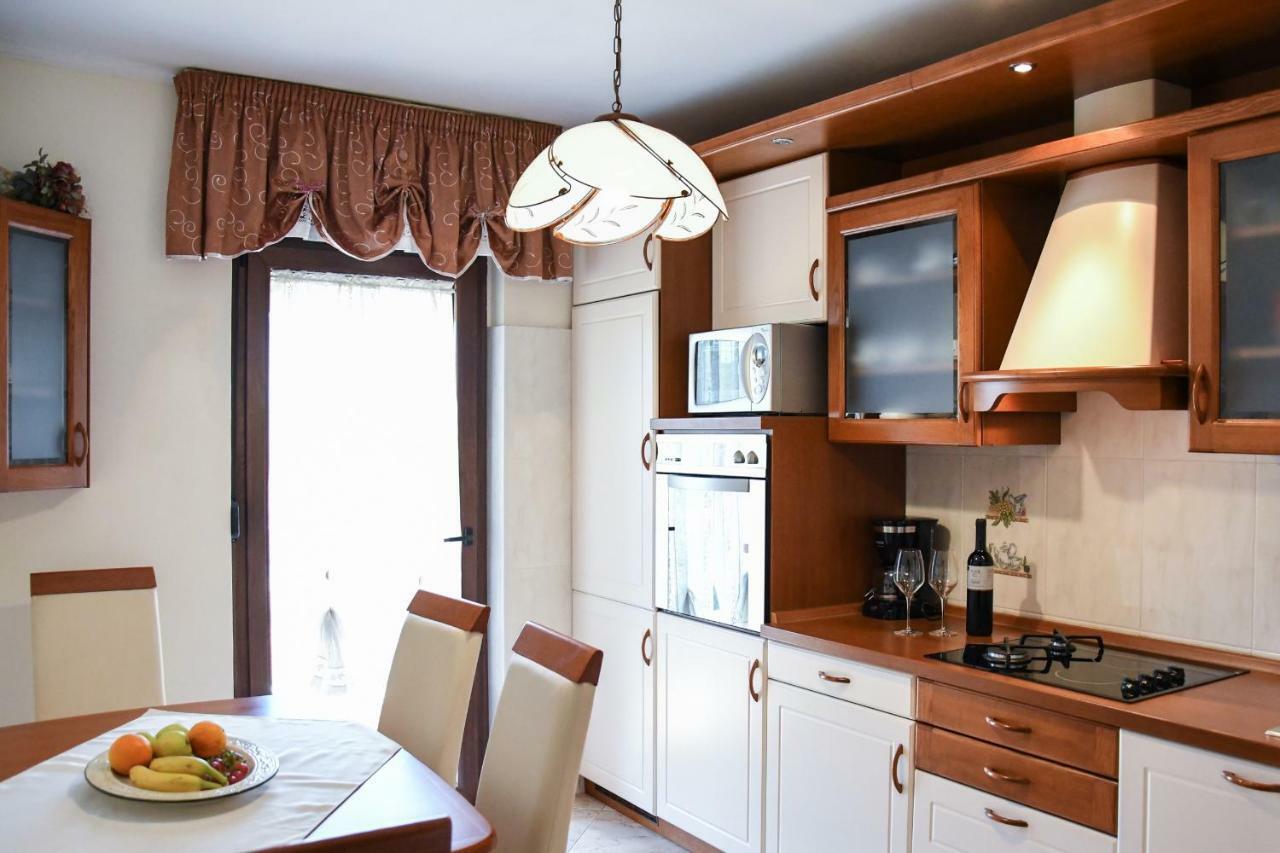 Duska Apartment Umag Exterior photo